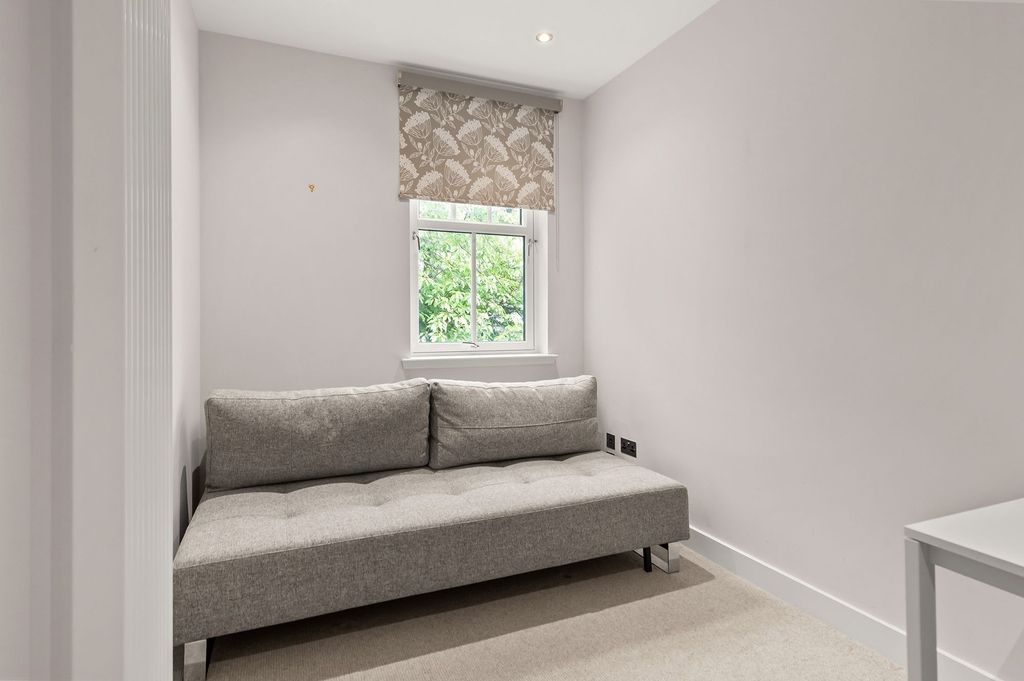 Additional image 18 of 3 bed flat for saleKenilworth Gate, Wellgate Drive, Bridge Of Allan FK9