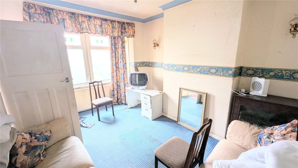 Property photo 2 of 8 Picture No. 03