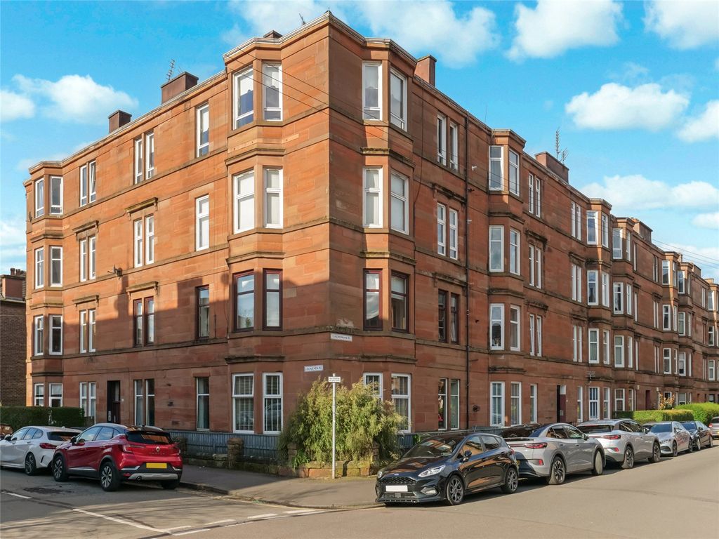 Property photo 1 of 21 Picture No. 02