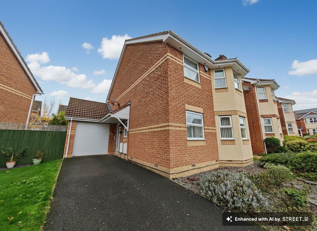 Property photo 1 of 18