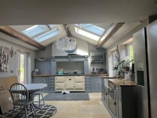 Property photo 3 of 18 Kitchen