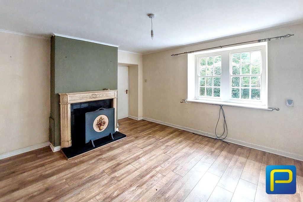 Property photo 3 of 24