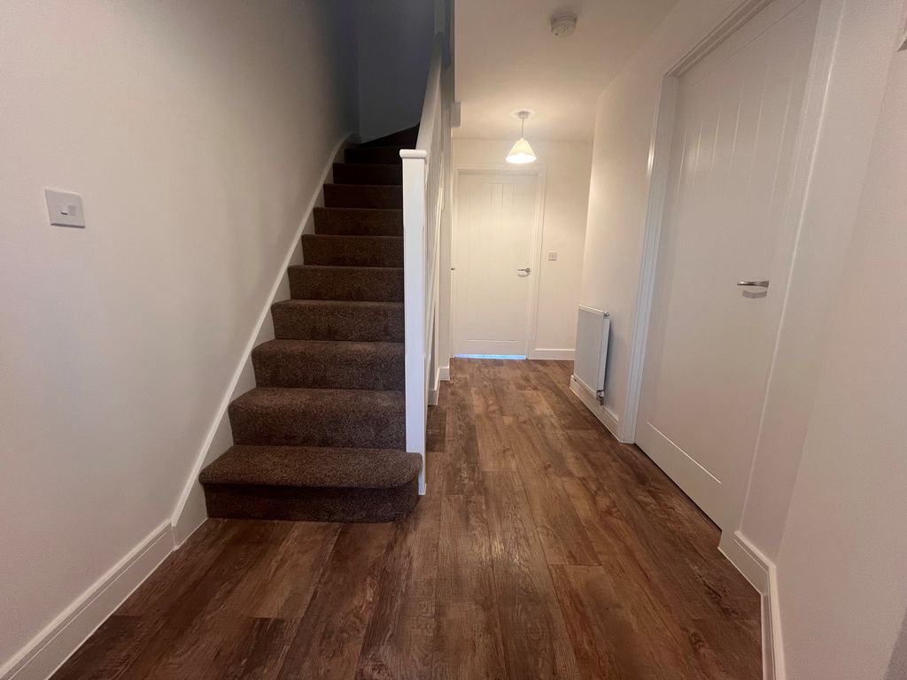 Property photo 2 of 14 Image