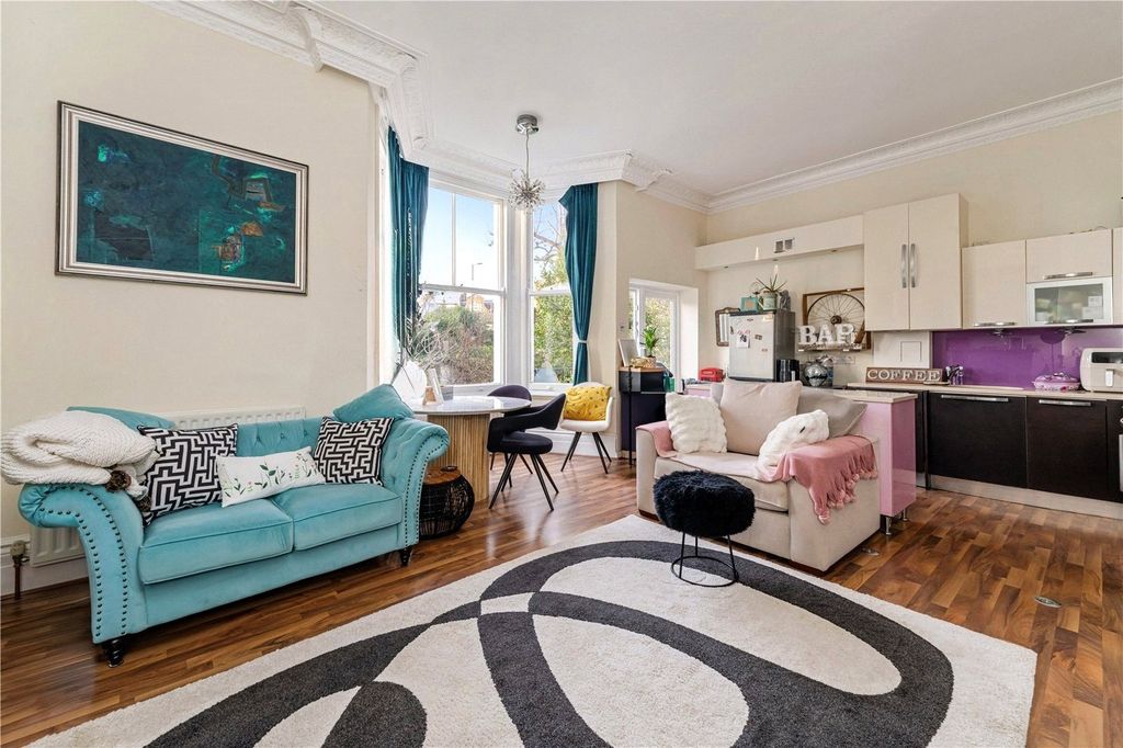 Property photo 2 of 10 Picture No. 51