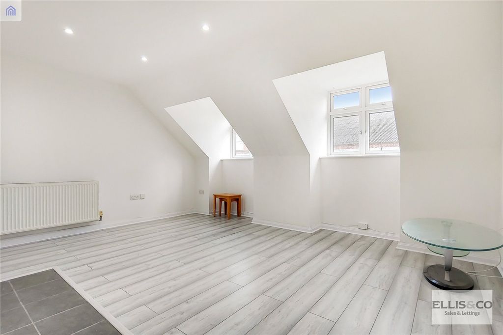 Property photo 1 of 11 Picture No. 11