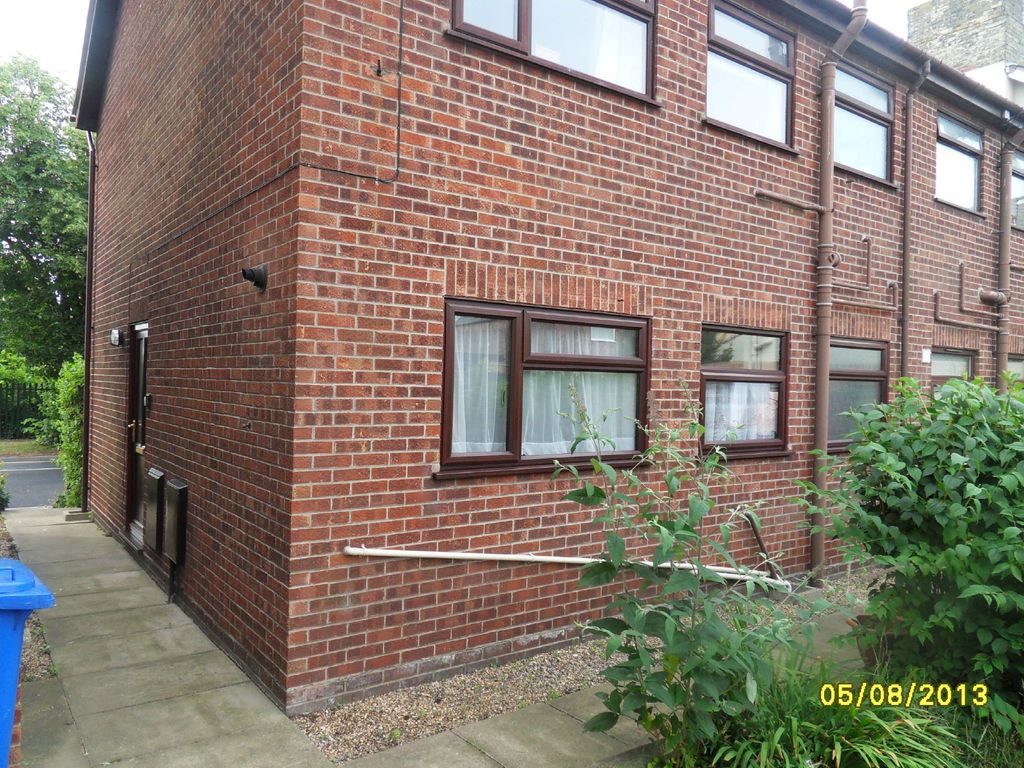 Property photo 2 of 8