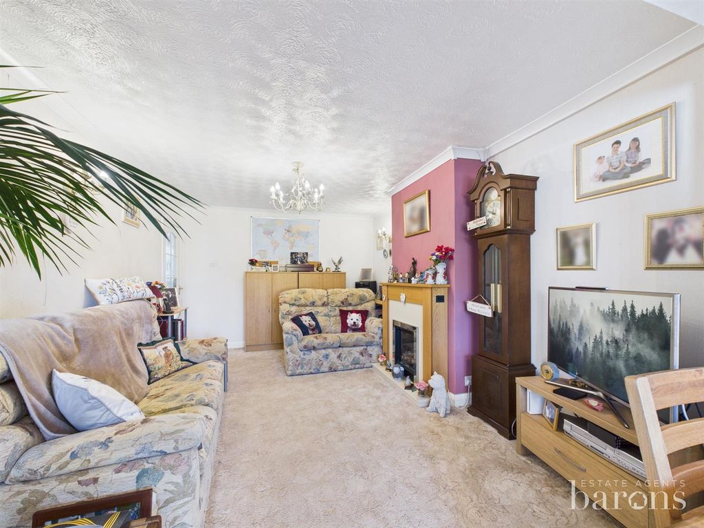 Property photo 3 of 15 Cam05500G0-Pr0089-Still006.Jpg