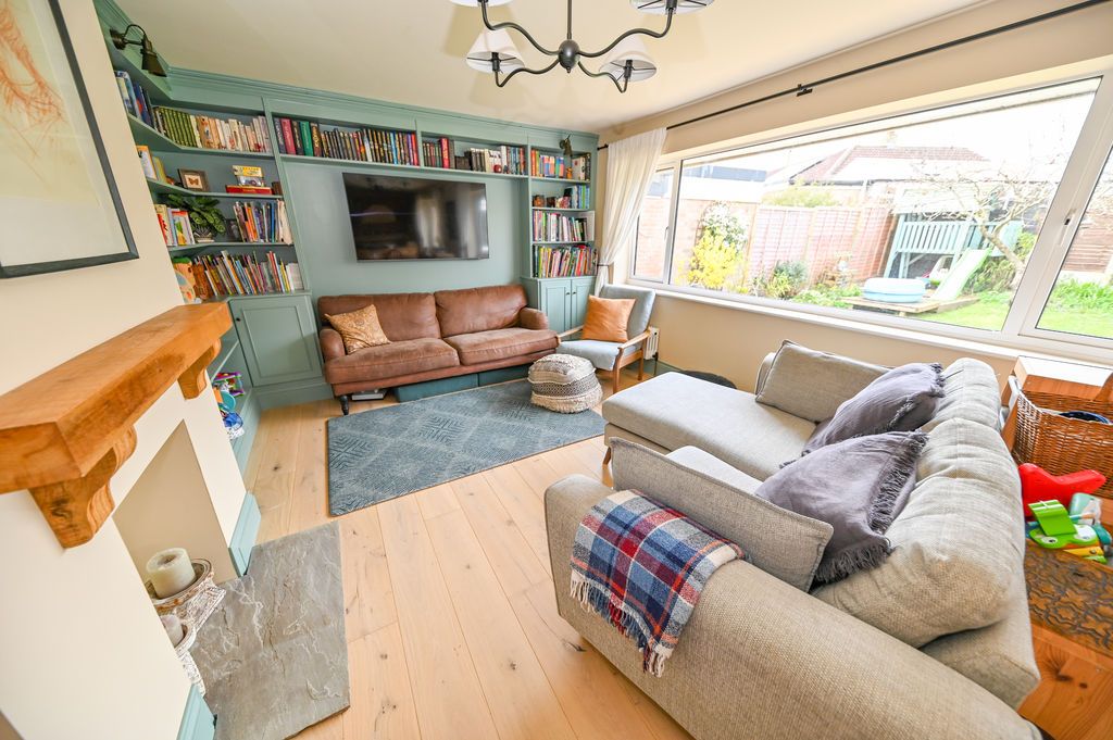 Property photo 2 of 16 Photo 14