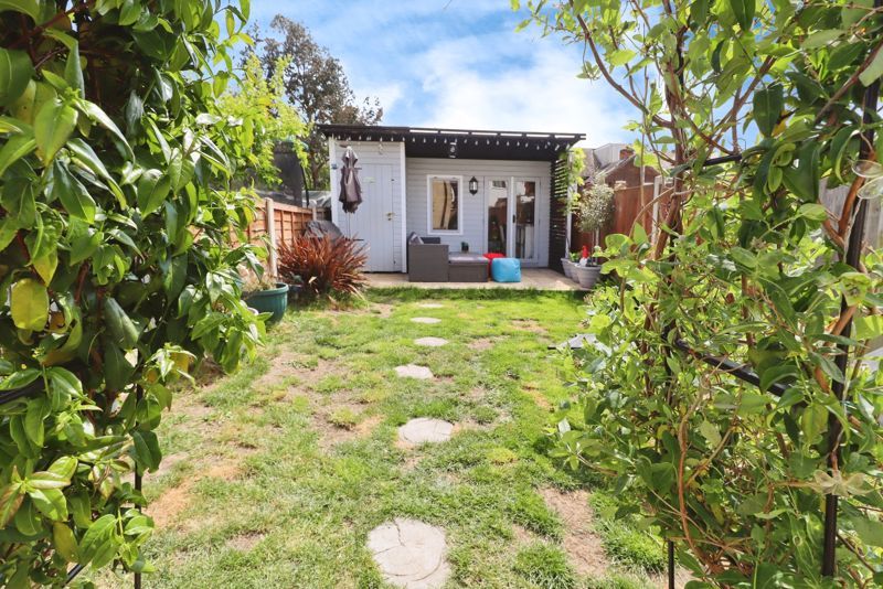 Property photo 2 of 18 Sydney Street