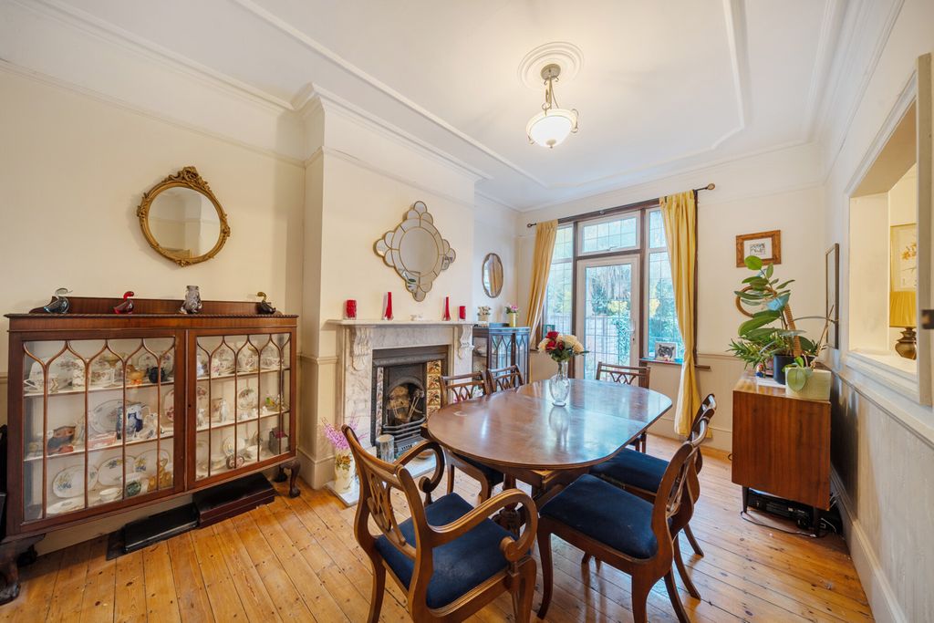 Property photo 3 of 19 1372487-6-68F9F7d...