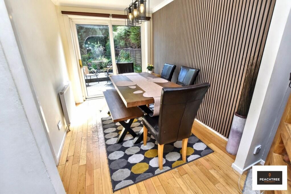Property photo 2 of 17 Dining Room