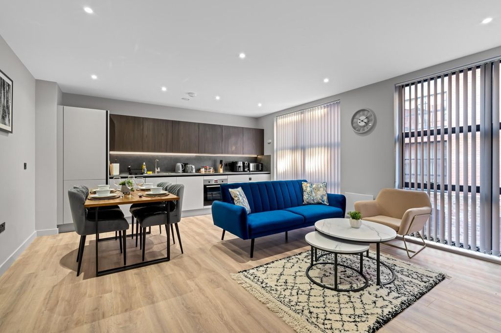 Property photo 1 of 19 1-Bedroom Apartment To Let Pressworks B3