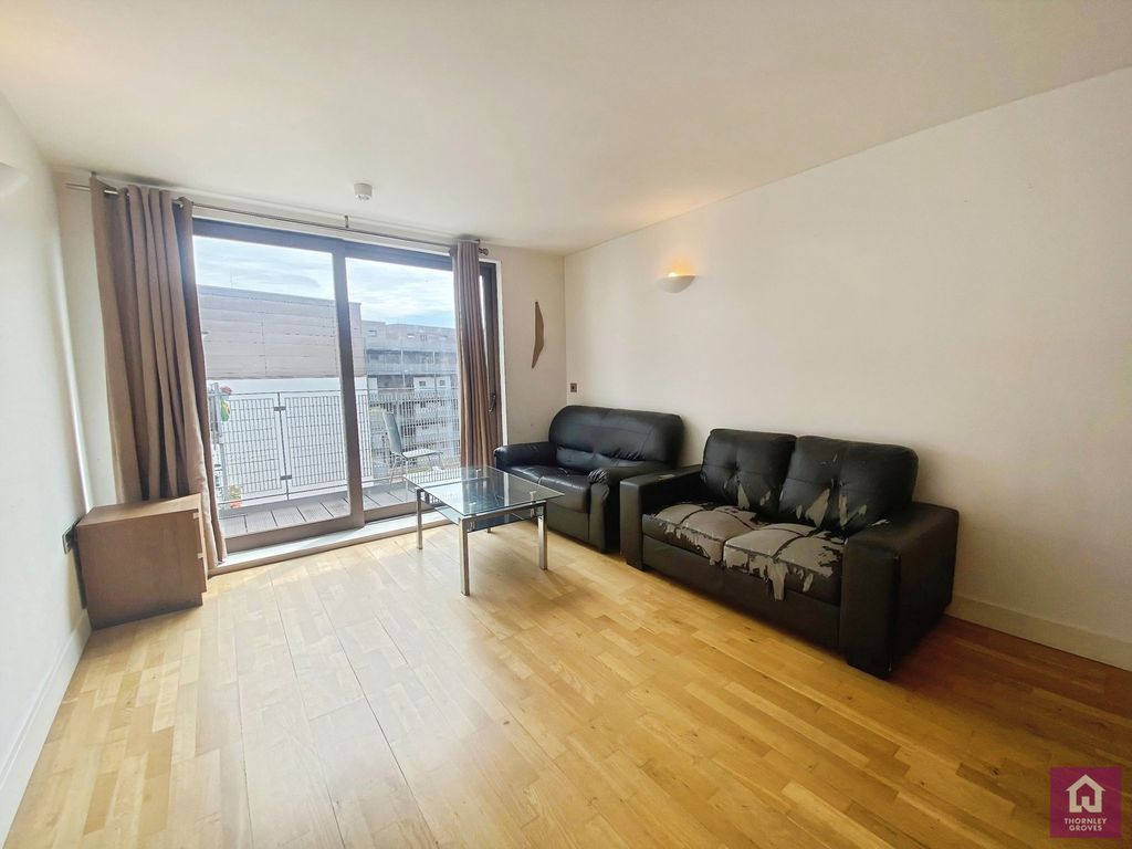 Property photo 2 of 15 Pbox-Img.Jpg