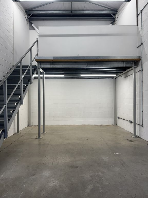 Property photo 1 of 4