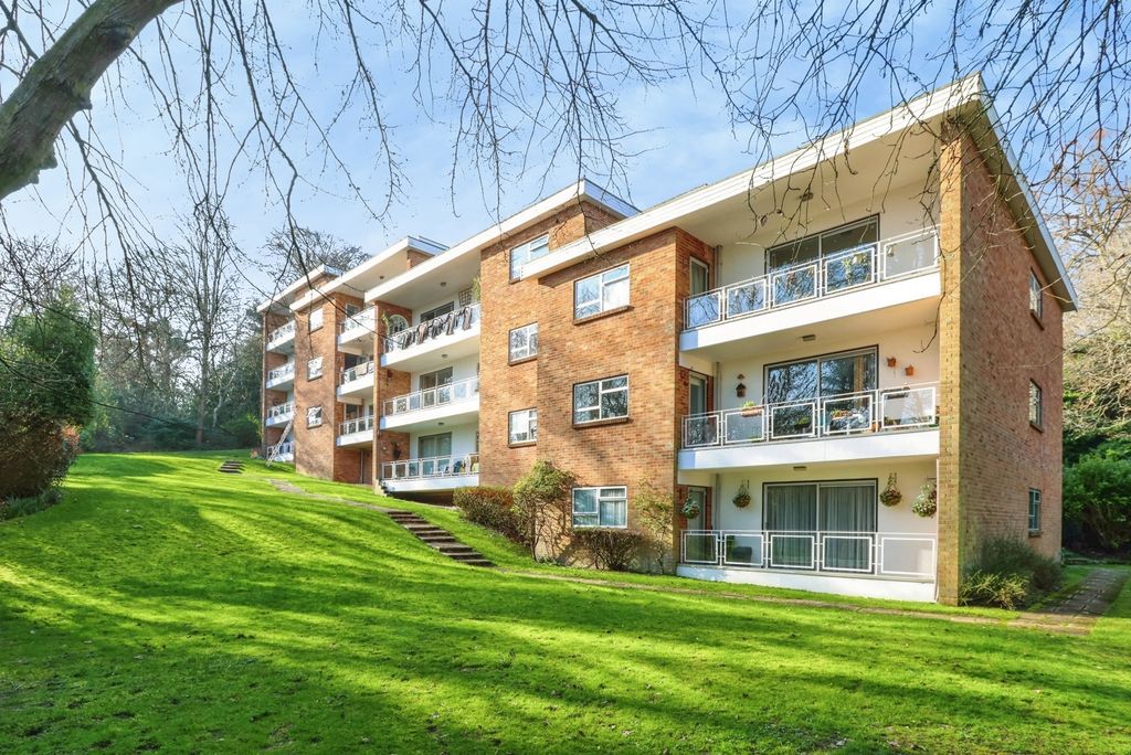 Property photo 1 of 19 Exterior