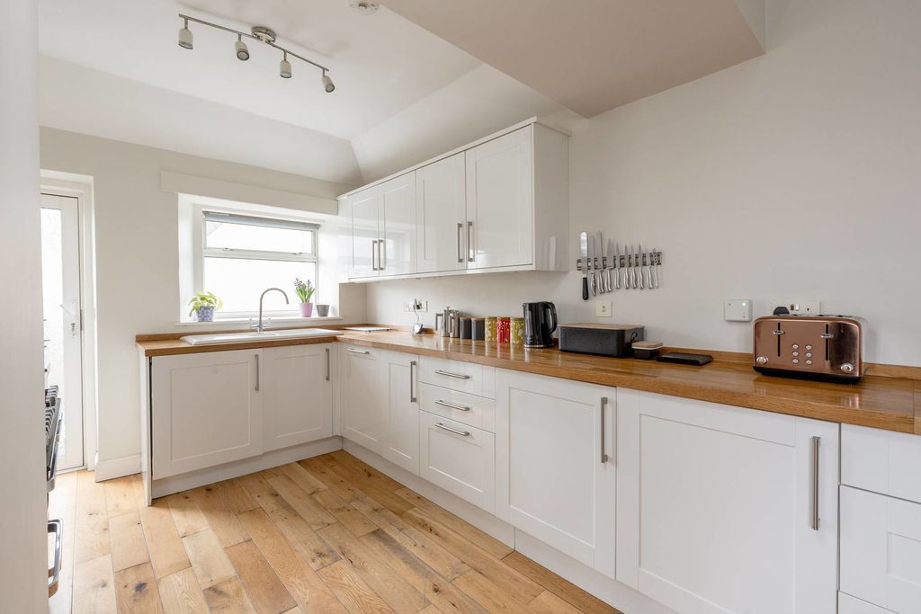 Additional image 10 of 3 bed detached house for saleAbbotsneuk, March Street, Peebles EH45