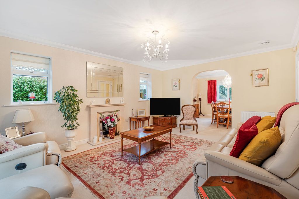 Property photo 3 of 18 Picture No. 17