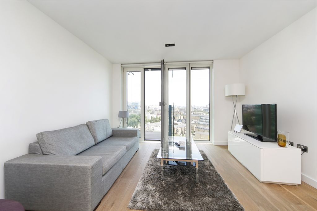 Property photo 3 of 19