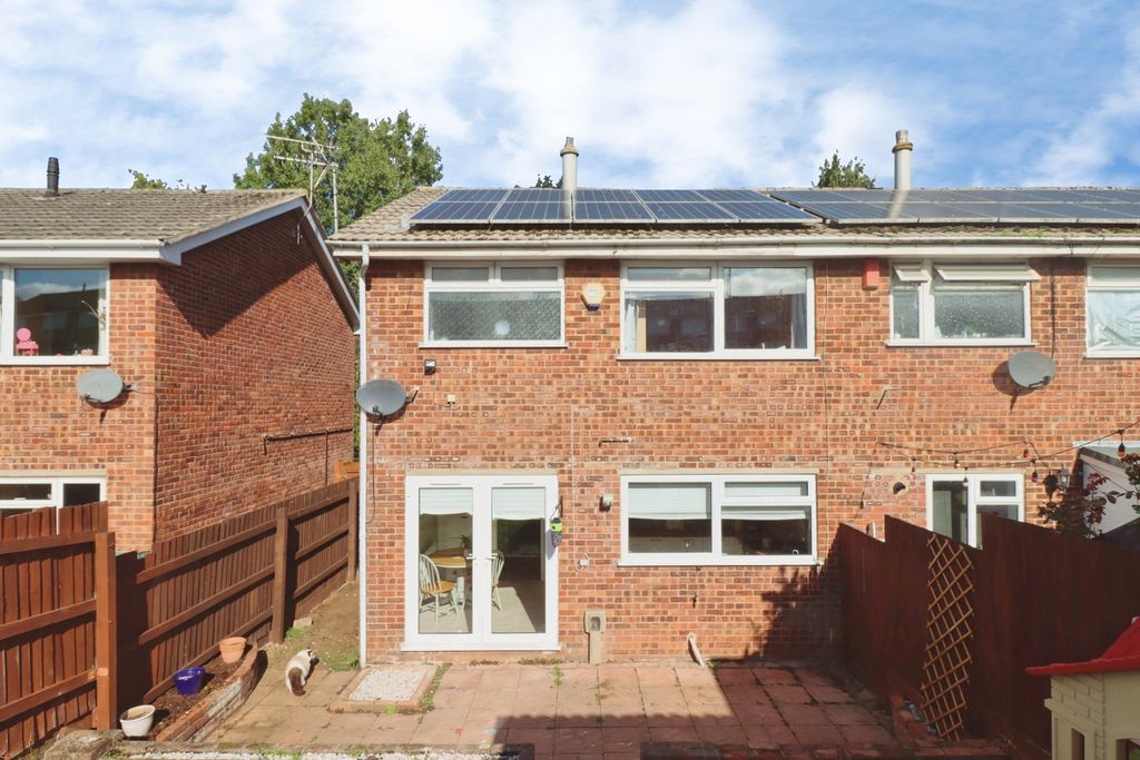 Property photo 1 of 18 Pbox-Img.Jpg
