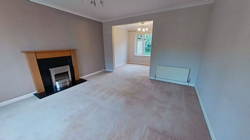 Property photo 2 of 28 Picture No. 29