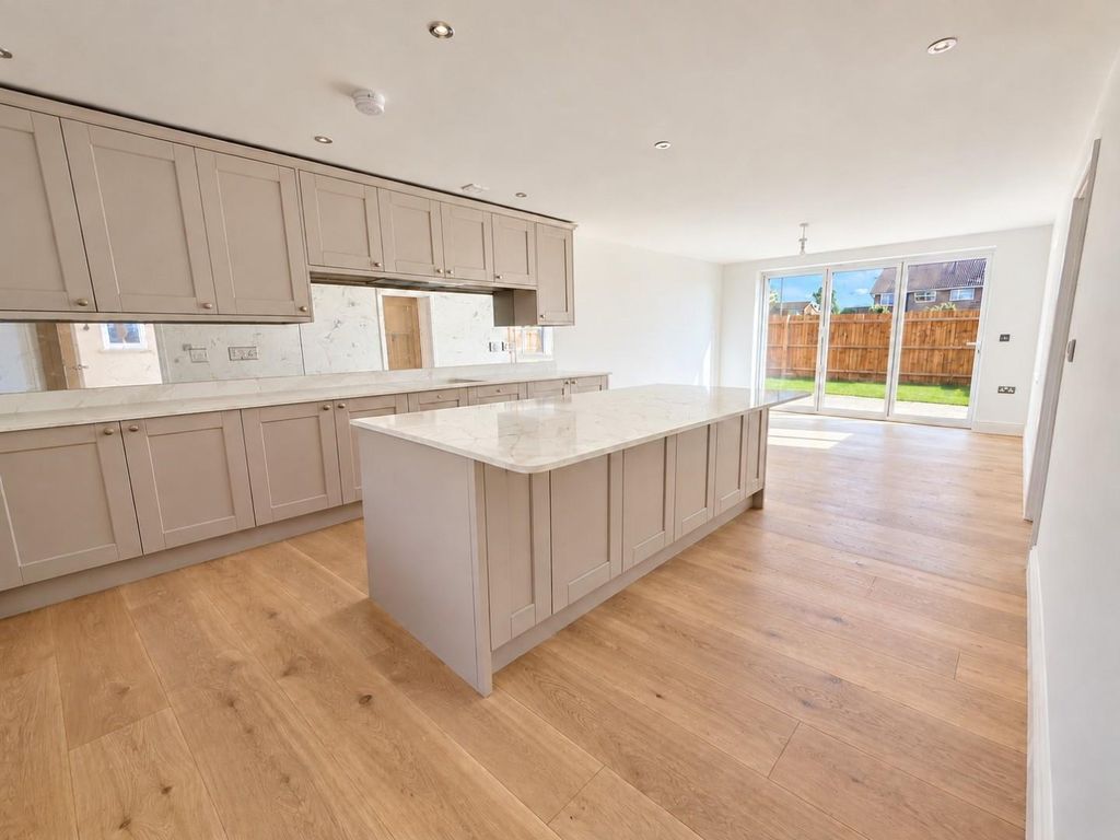 Property photo 2 of 12 2.Jpg