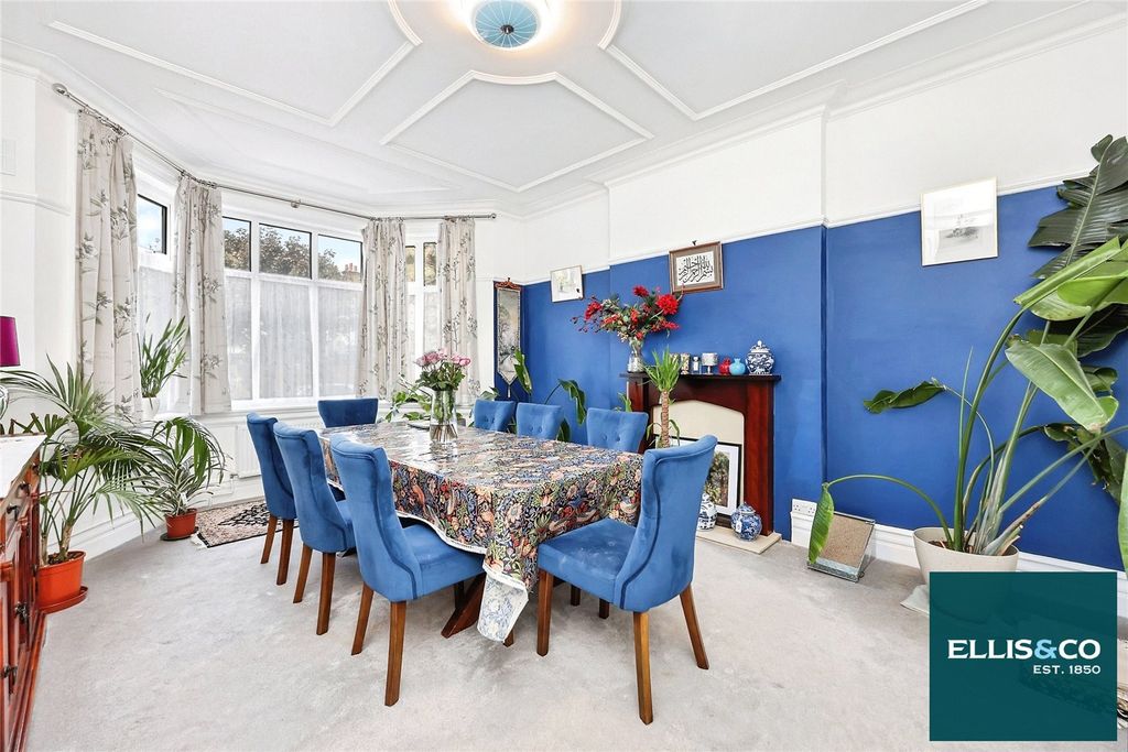 Property photo 2 of 21 Picture No. 40