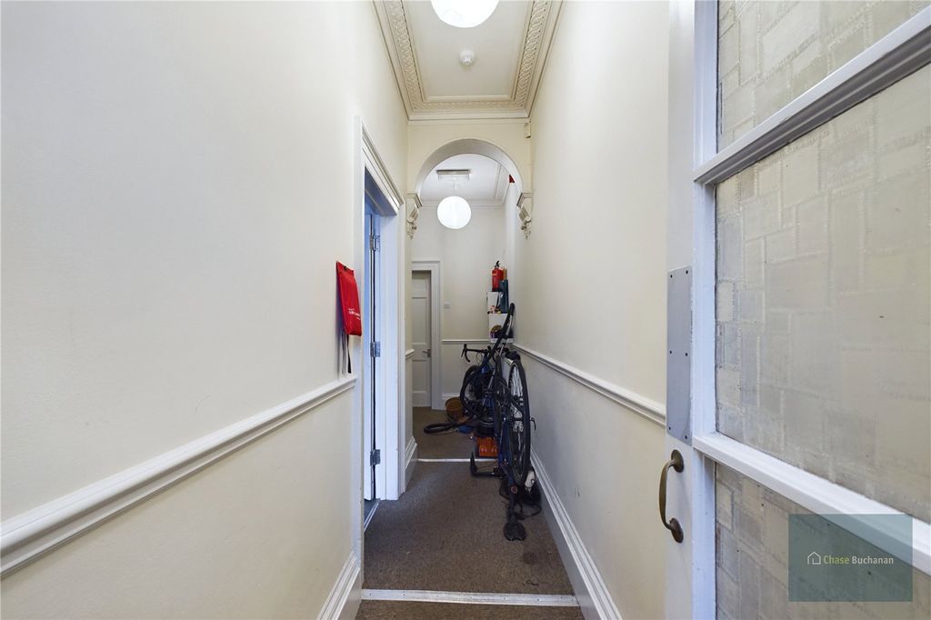 Property photo 2 of 10 Entrance Hallway