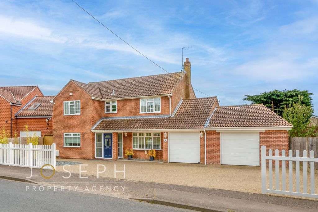 Property photo 1 of 23