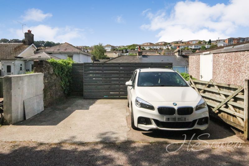 Property photo 3 of 17 Photo 15