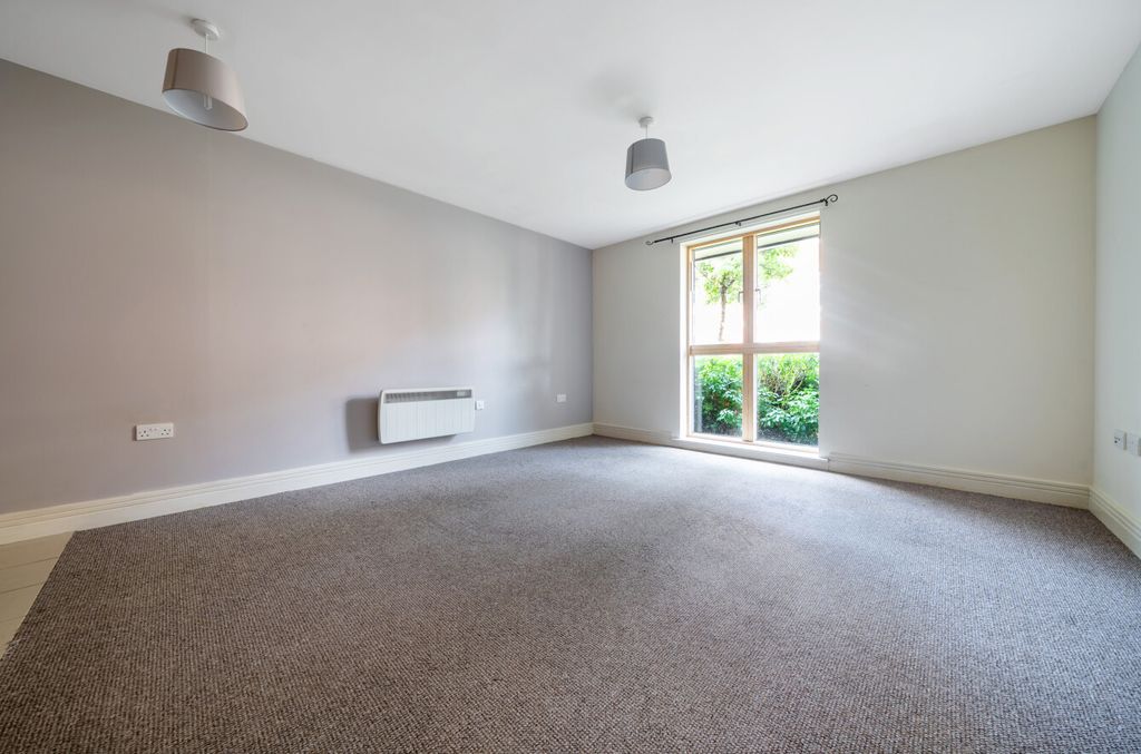 Property photo 3 of 15 1347508-4-68B1936...