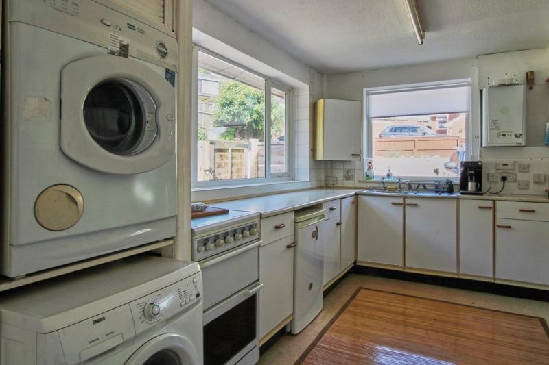 Property photo 3 of 13 Kitchen