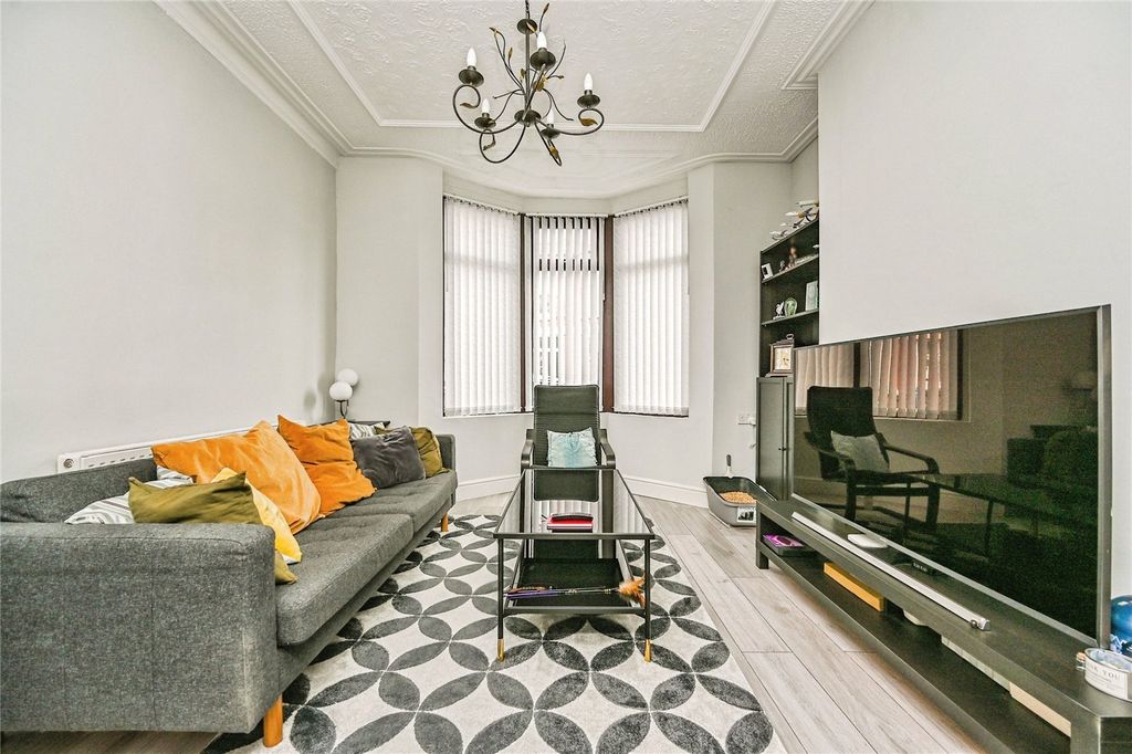 Property photo 3 of 16 Picture No. 08