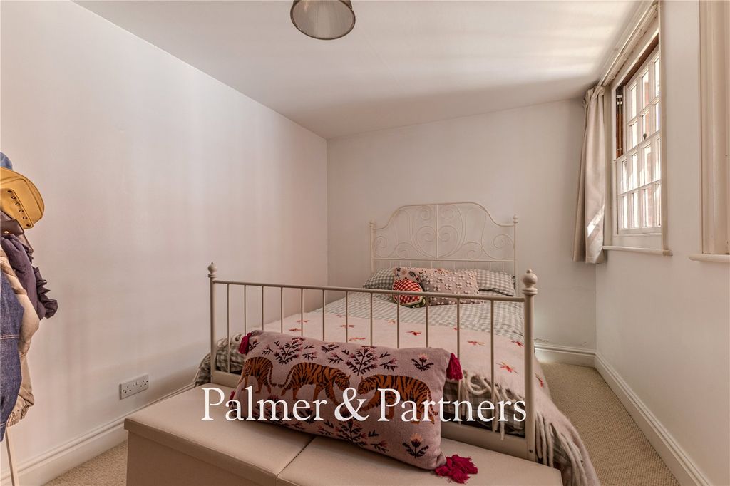 Additional image 11 of 3 bed flat for saleHenley Road, Ipswich, Suffolk IP1