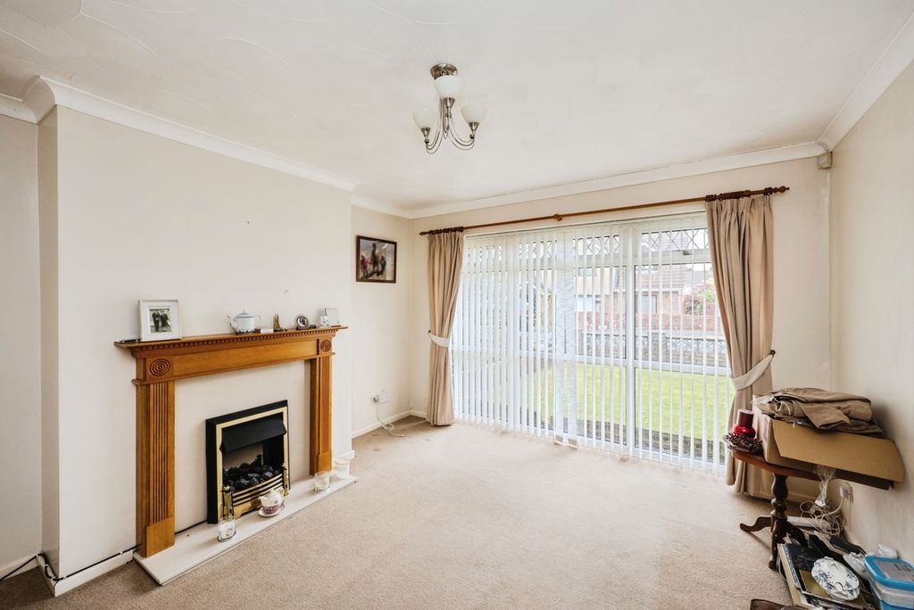 Property photo 2 of 21 Pbox-Img.Jpg