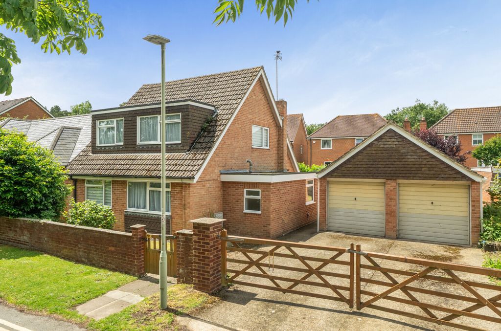 Property photo 1 of 24 1463771-1-6A2c078...