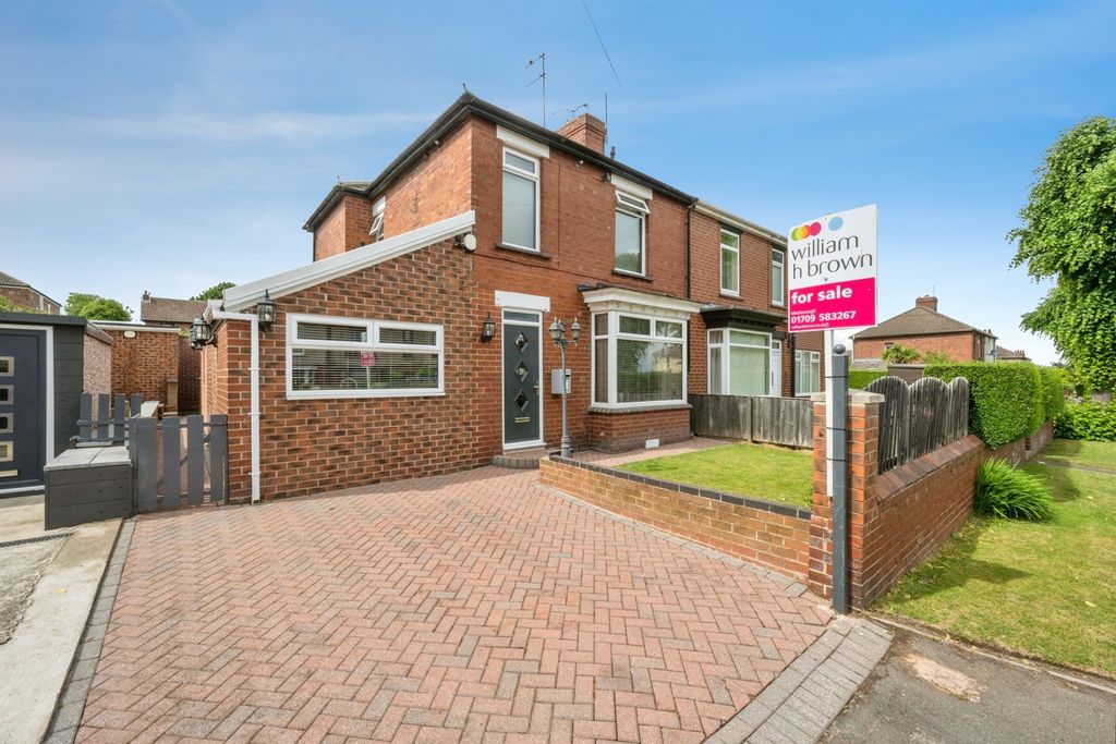 Property photo 1 of 23