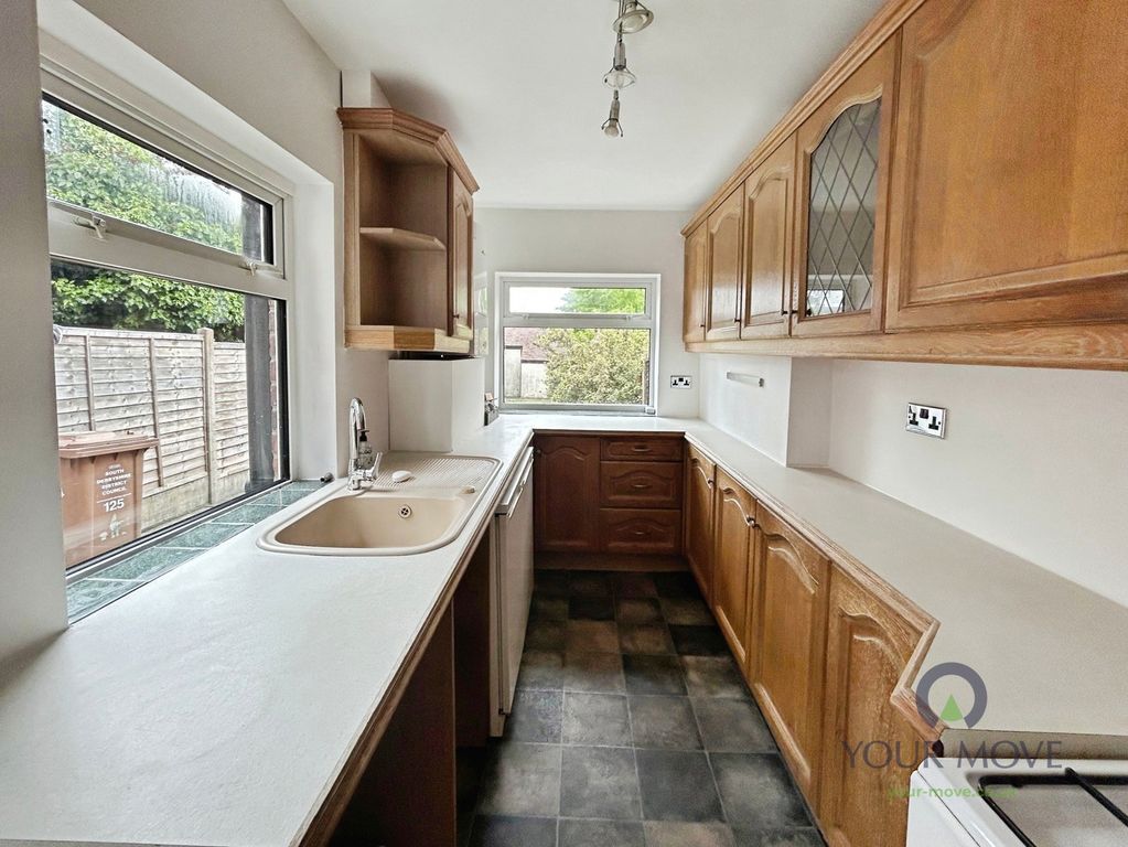 Property photo 2 of 14 Kitchen