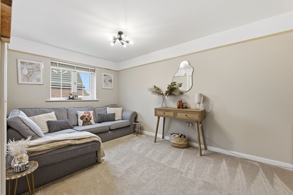 Property photo 2 of 29 A5Ec7A815331Cfee5Da54099d6081F03Cf76220d.Jpg