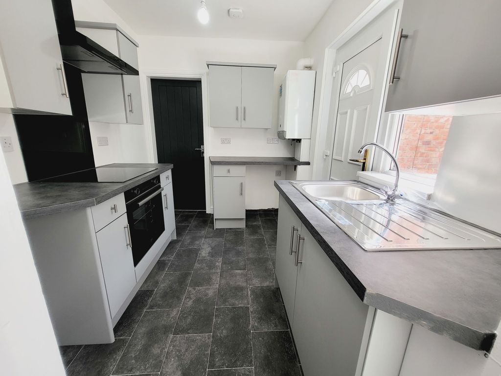 Property photo 2 of 13