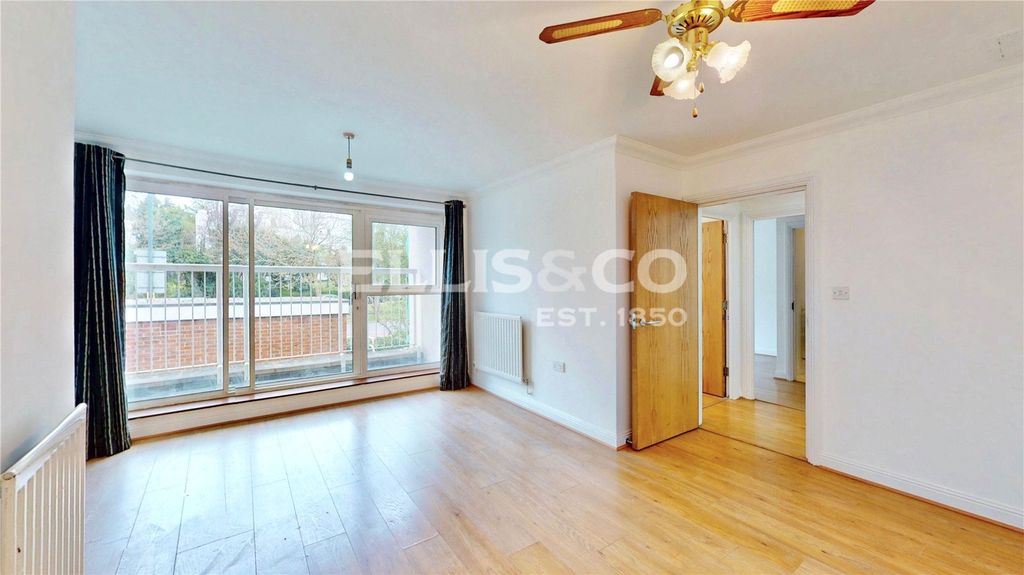 Property photo 2 of 9 Picture No. 07