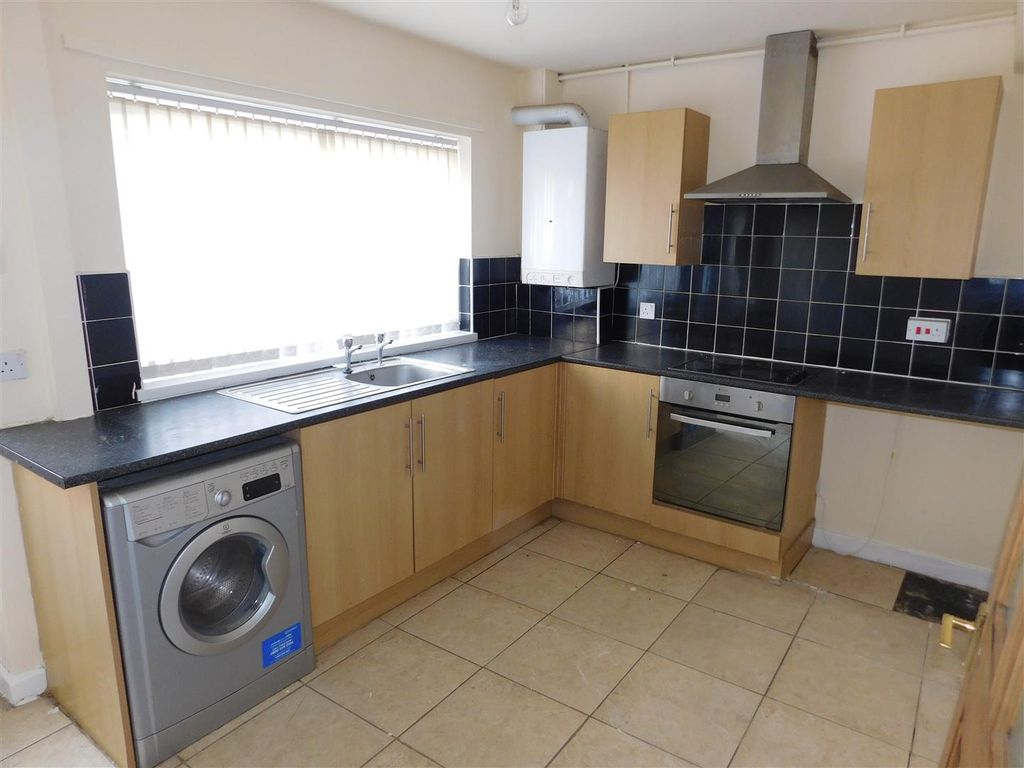 Property photo 3 of 5 Kitchen/ Diner