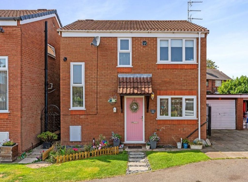 Property photo 1 of 19