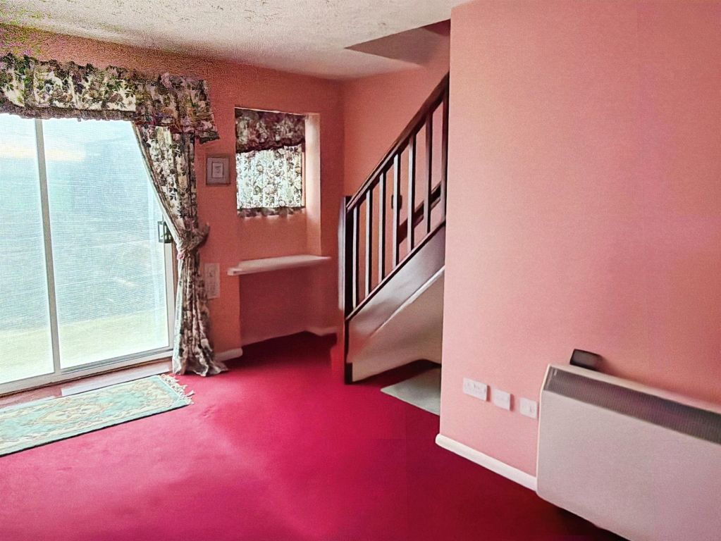 Property photo 3 of 9