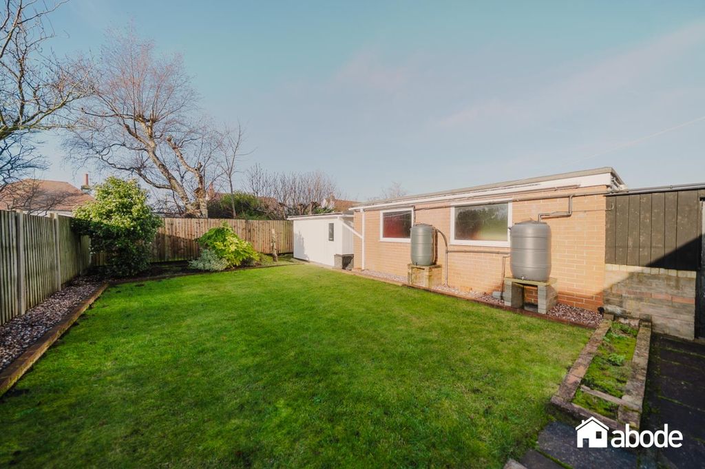 Property photo 3 of 31 Dsc02121-Hdr.Jpg