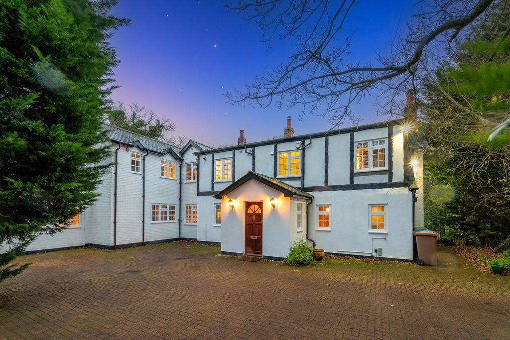 Property photo 3 of 37