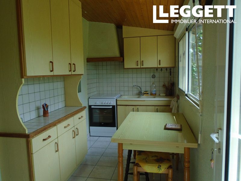 Property photo 3 of 10