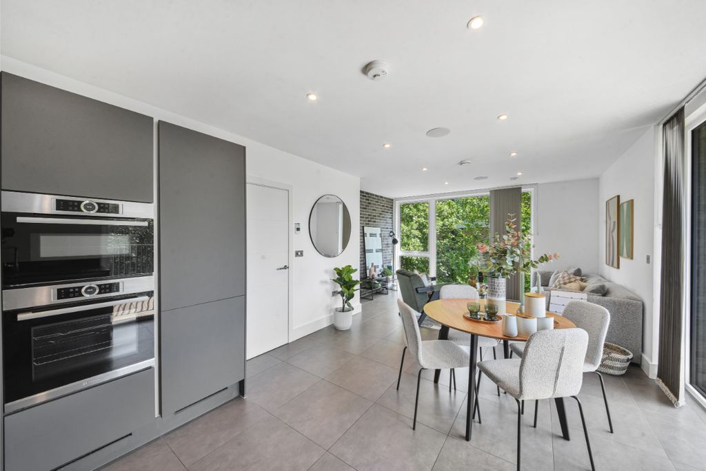 Property photo 2 of 12 Dsc_2864-High.Jpg