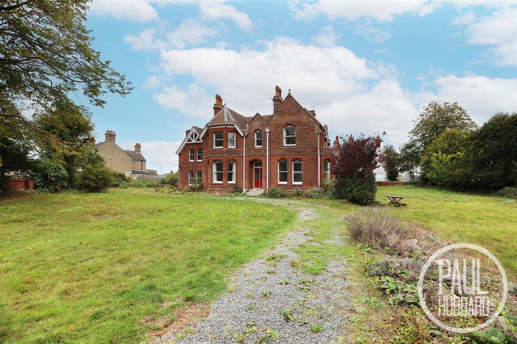 Property photo 2 of 26 7R5A3973.Jpg