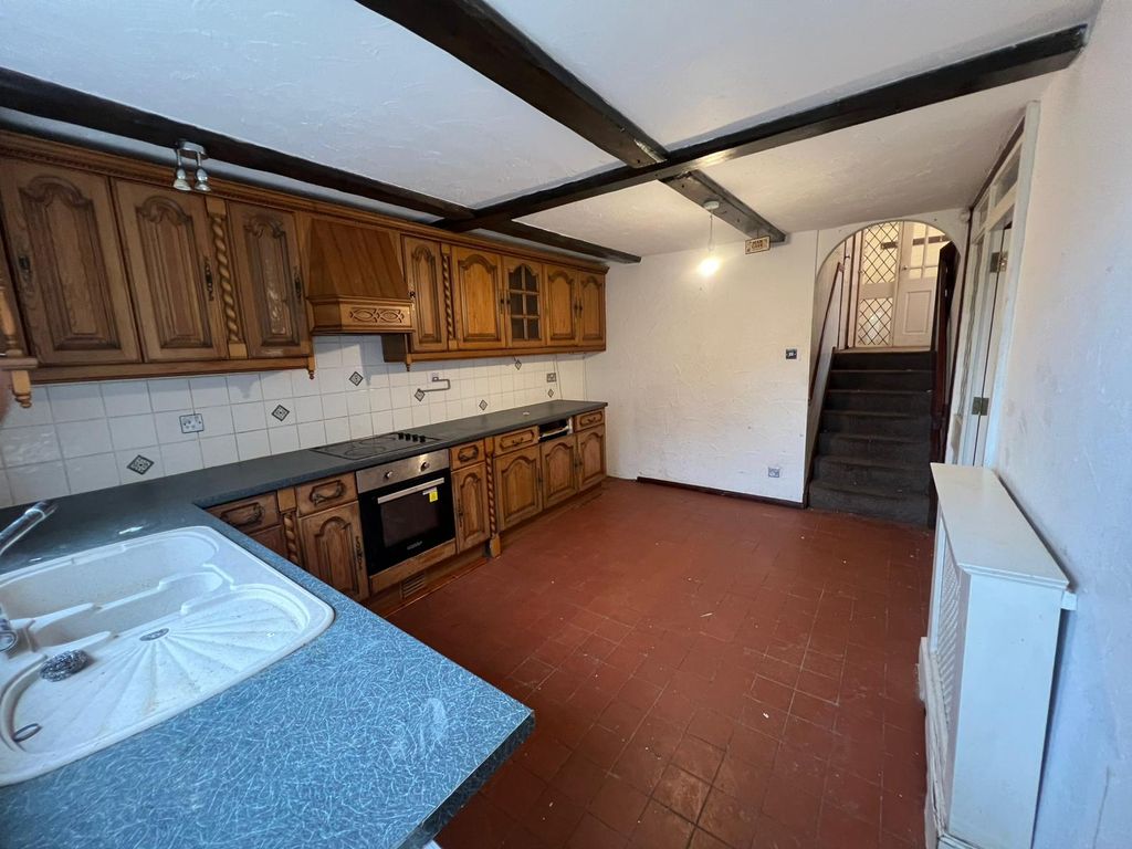 Property photo 3 of 18