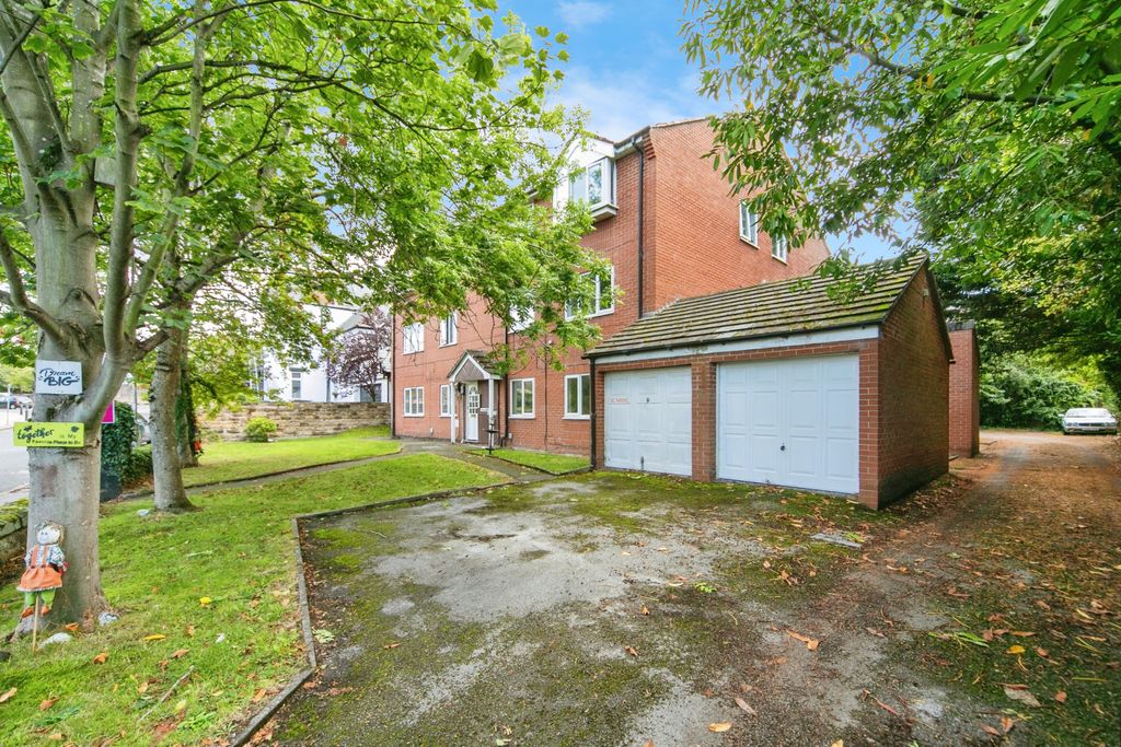 Property photo 3 of 15